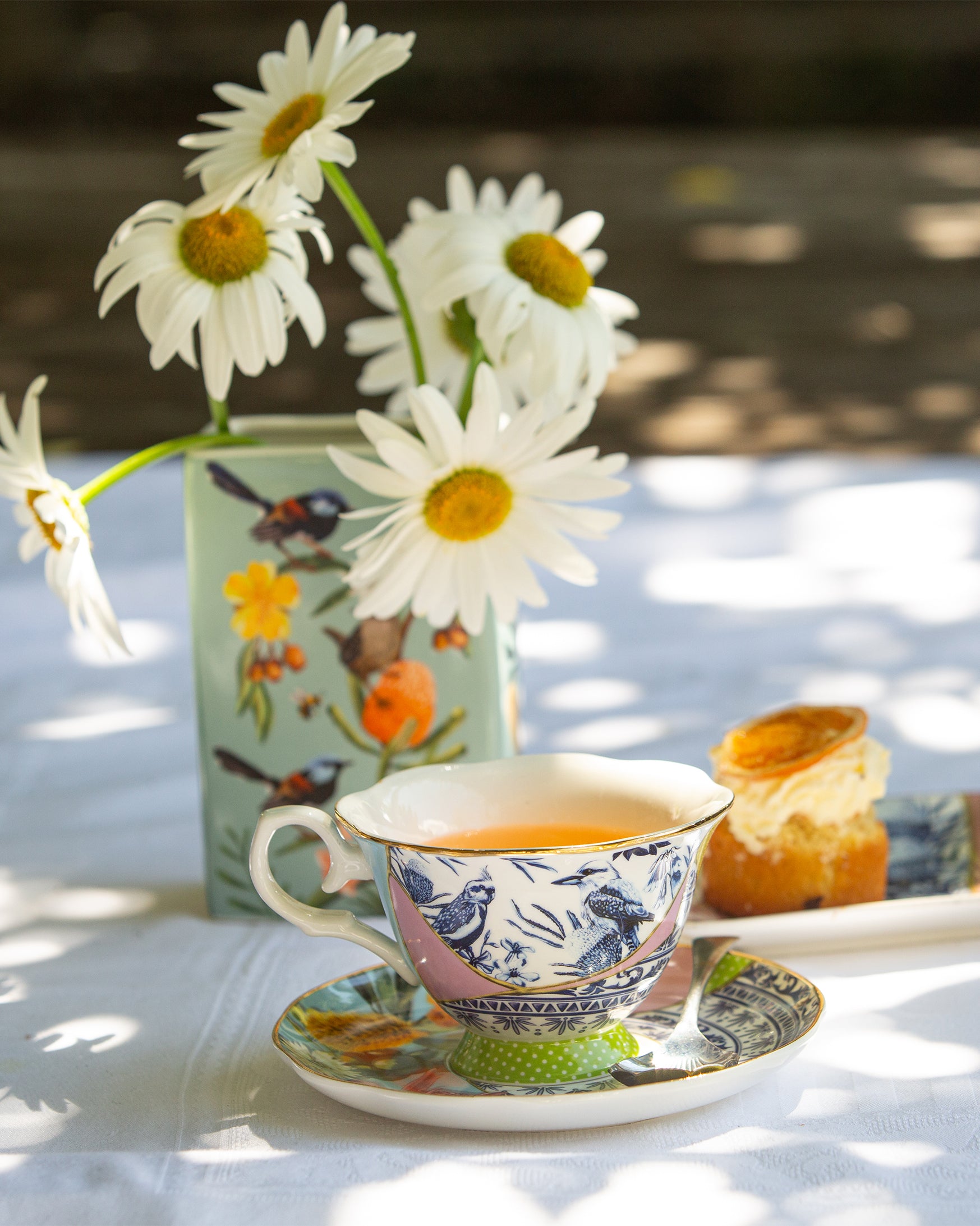 Mugs & Tea Cups