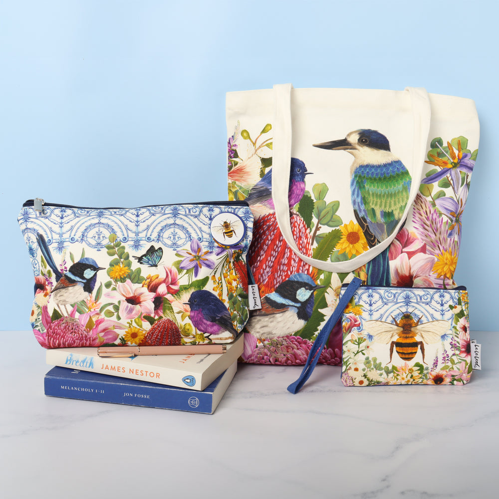 
                      
                        Tote Bag Enchanted Garden
                      
                    