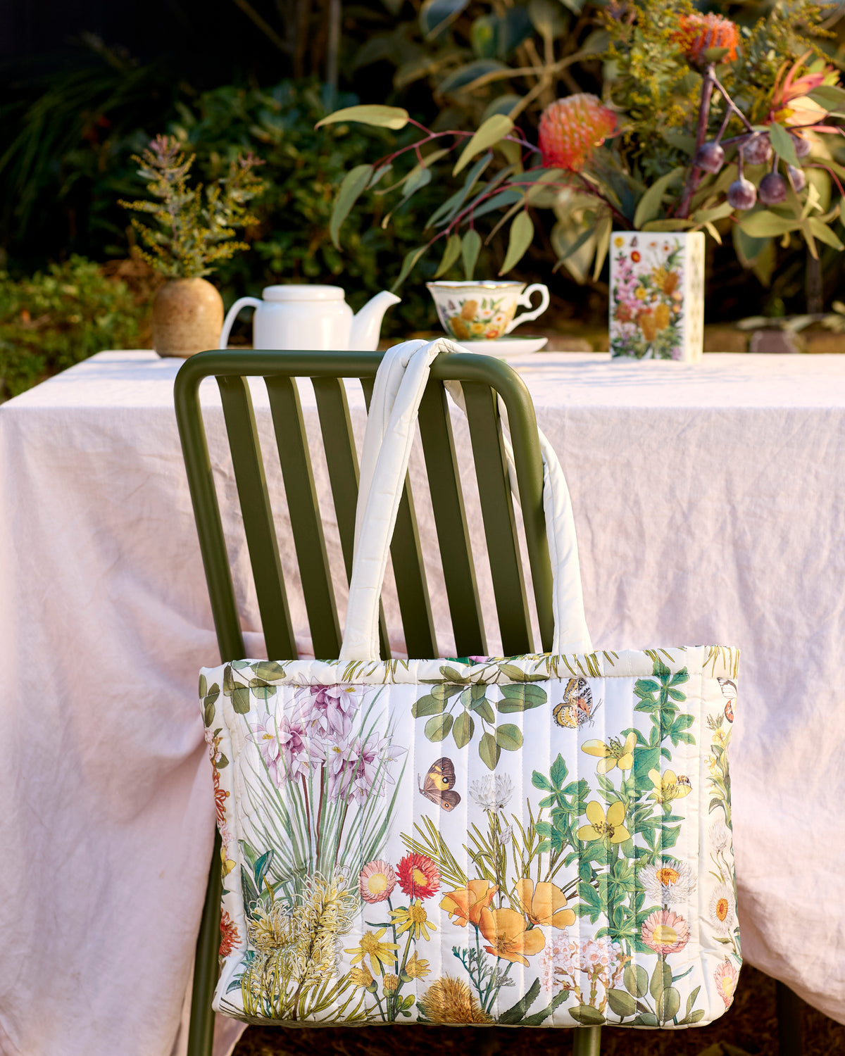 Quilted Comforter Bag Botanical Blooms