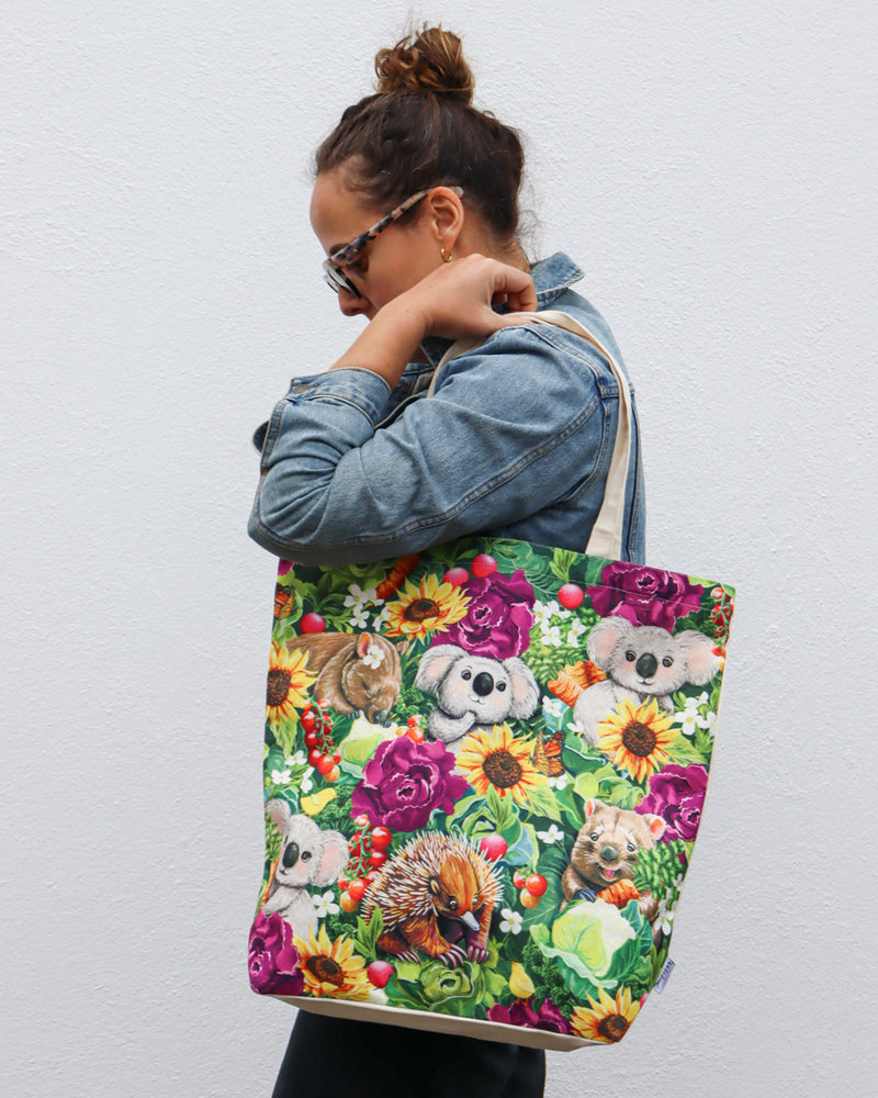 
                      
                        Shopping Tote Garden Giggles
                      
                    