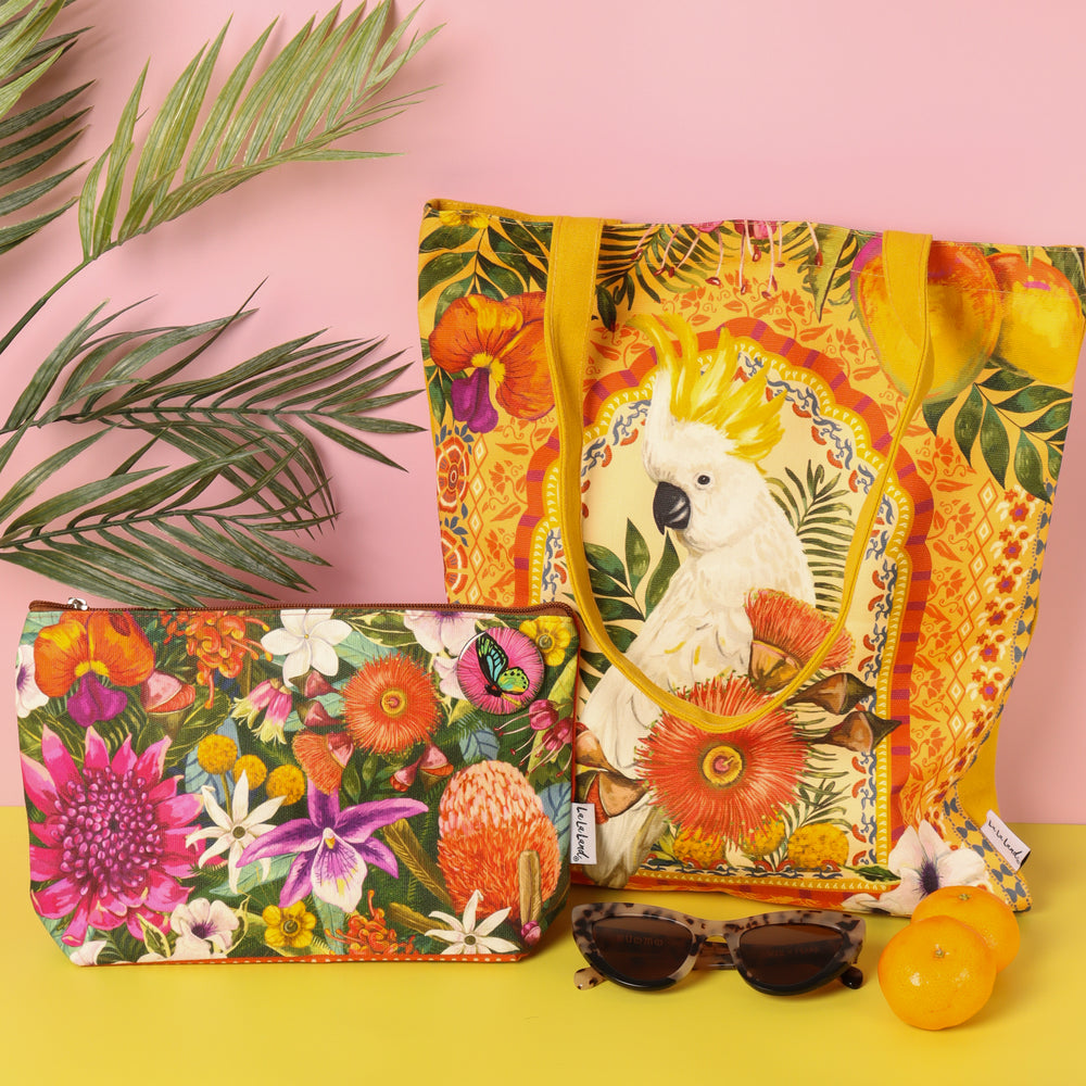 
                      
                        Travel Pouch Tropicana Australiana Vol.2
                      
                    